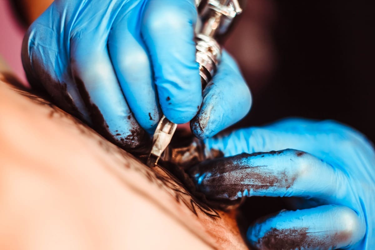 Тату после абдоминопластики